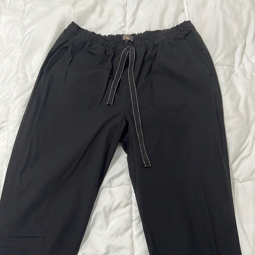 Jaanuu black drawstring scrub bottoms